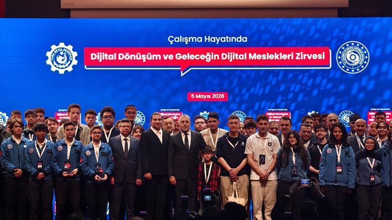 Bakan Işıkhan: İŞKUR uygulamamızda 250 milyon ‘nitelikli iş araması’ gerçekleştirildi