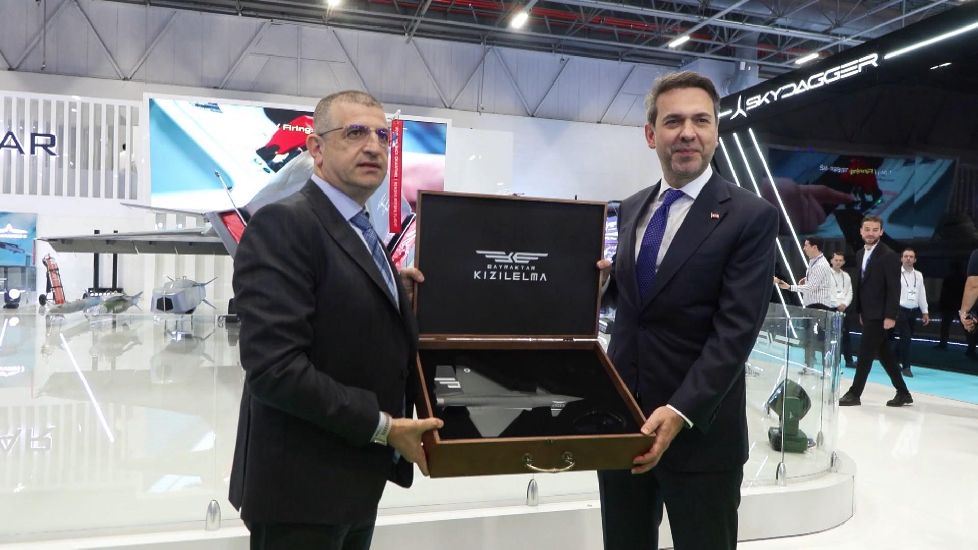 Bakan Bayraktar: Saha Expo bir iftihar vesilesi