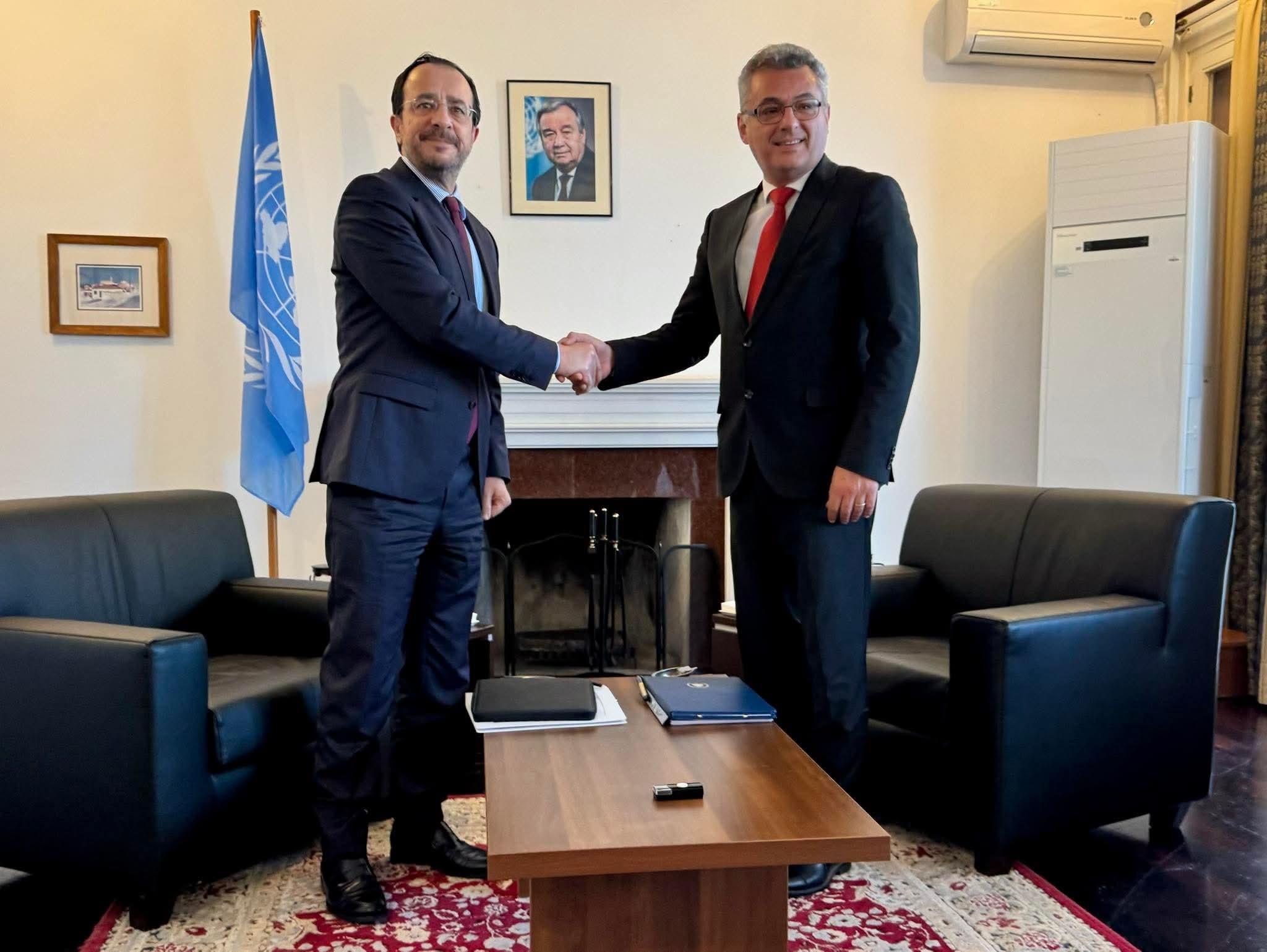 KKTC Cumhurbaşkanı Erhürman ile GKRY lideri Hristodulidis bir araya ...