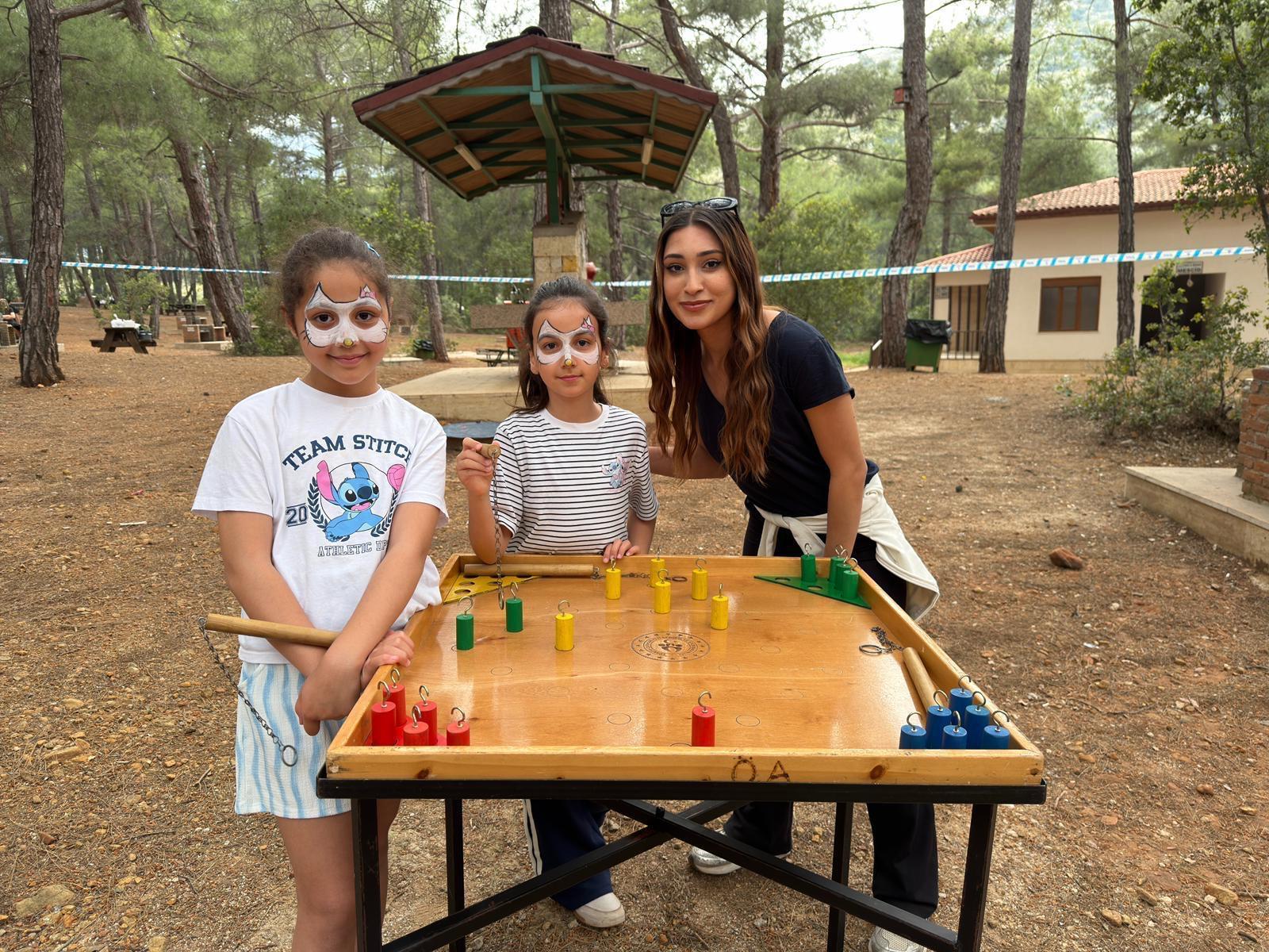 Sağlık çalışanları ve aileleri, 3 özel günü kutladı