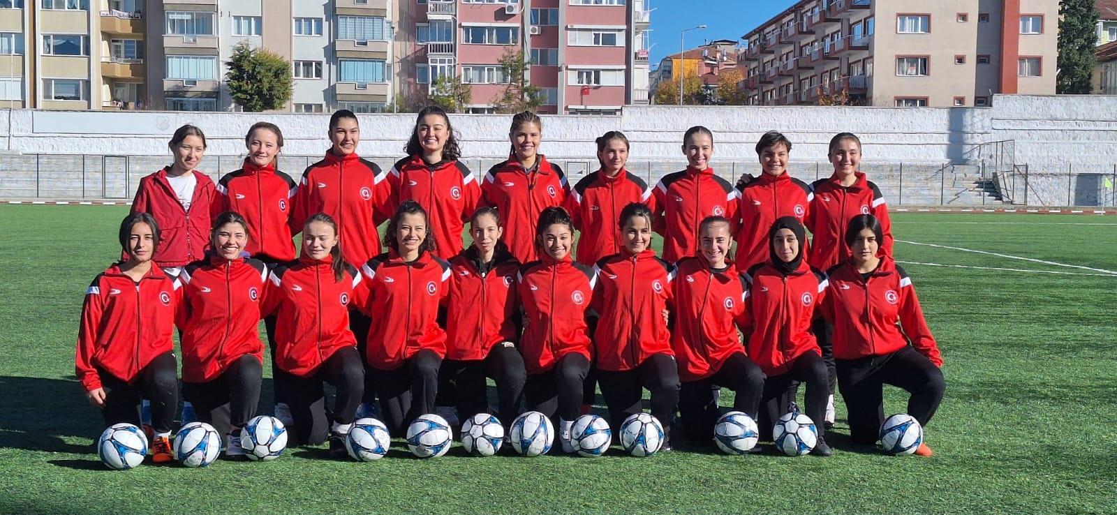 Burdur Gençlikspor’dan lige katılmama kararı
