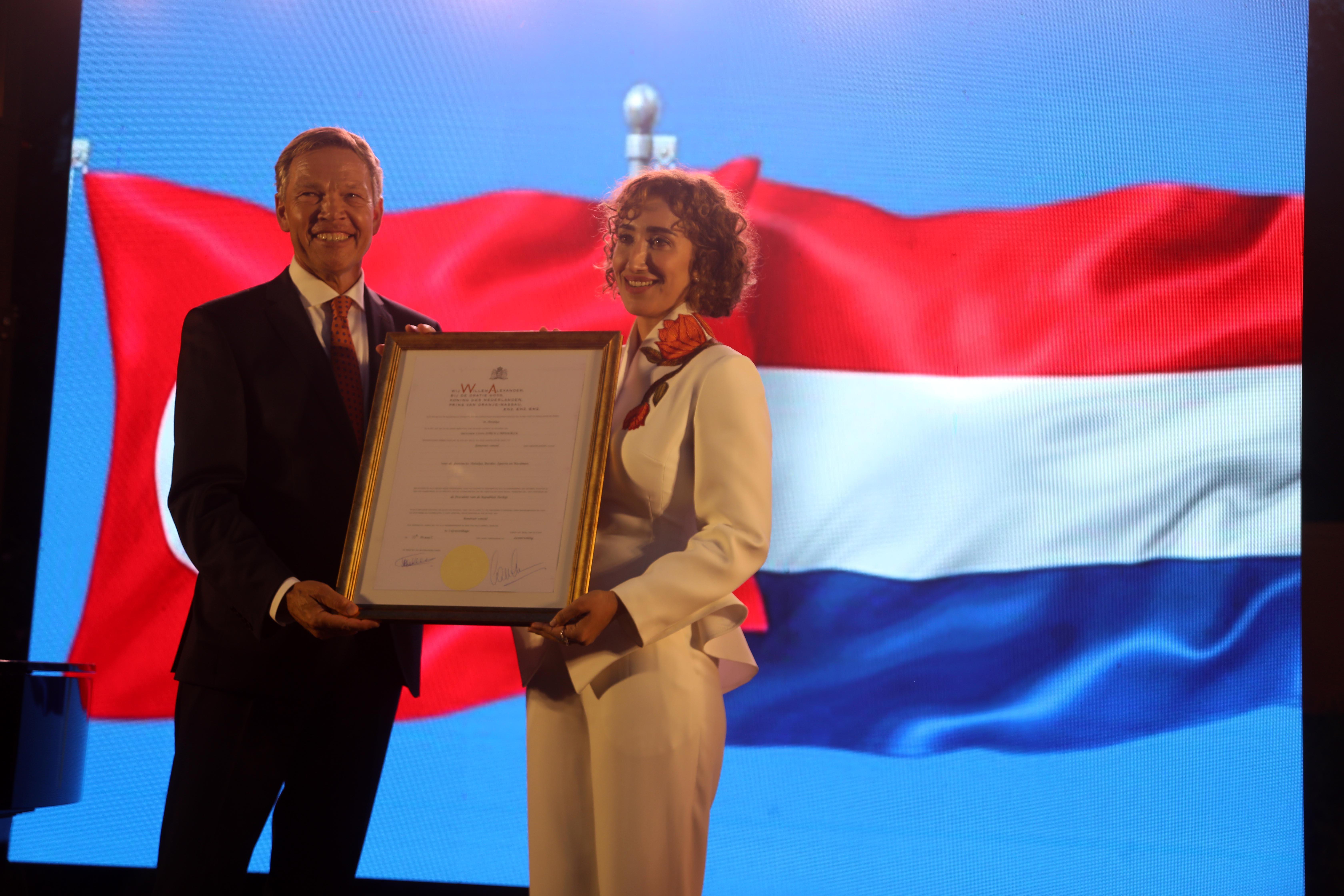 Antalya’da Hollanda’nın ‘Kral Günü’ kutlandı