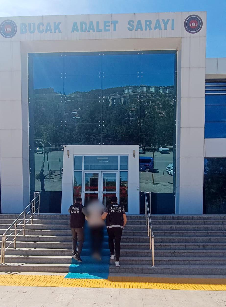 Burdur’da uyuşturucu operasyonu: 1 tutuklama