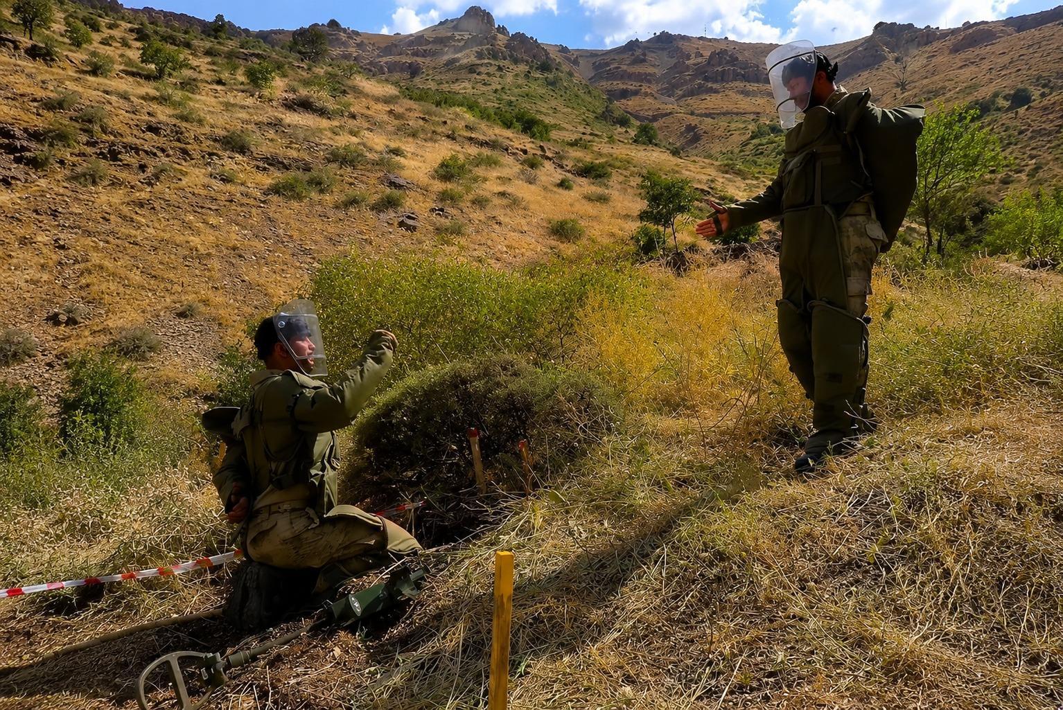 Hakkari’deki temizlik çalışmalarında, 46 bin 490 mayın tespit edildi