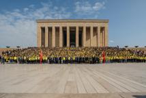 1907 Fenerbahçe Derneği, geleneksel Anıtkabir ziyaretini gerçekleştirdi