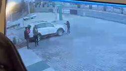 Şanlıurfa’da aynı gün iki iş yerine silahlı saldırı kamerada