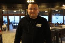 Garson, nefes borusuna yemek kaçan müşteriyi Heimlich manevrasıyla kurtardı