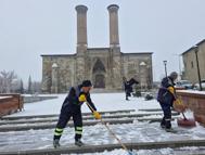 Erzurum ve Erzincan'a kar yağdı