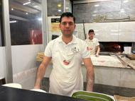 Aydınlı pideci, müşterisini kalp masajıyla hayata bağladığı anlar kamerada