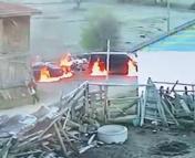 4 aracı yakılan muhtar: Eve sıçrasaydı facia olacaktı