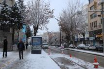 Van'da kar yağışı nedeniyle 90 yerleşim yeri ulaşıma kapandı