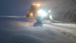 Siirt’te kar yağışı nedeniyle 15 köy yolu ulaşıma kapandı