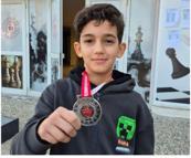 İlkokul öğrencisi satranç turnuvasında ikinci oldu.