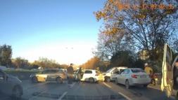 İstanbul- Esenler'de 4 aracın karıştığı zincirleme kaza kamarada