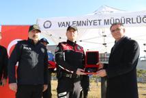 Van Emniyeti’ne 164 yeni araç teslim edildi