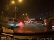 İstanbul - Üsküdar'da 7 aracın karıştığı zincirleme kaza kamerada