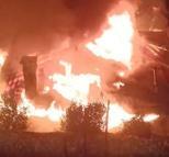 Ordu'da 2 katlı ahşap ev yandı