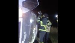 Adıyaman'da minibüs şarampole devrildi; 4 yaralı