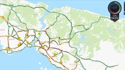 İstanbul - İstanbul'da yağışın etkisiyle trafik yoğunluğu -1