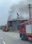 Fabrika deposunda yangın
