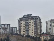 Sosyal medyada gündem olan 'apartman üstü villa' fotoğrafı açı yanıltması çıktı