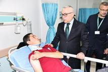 Sivas'ta öğrenci servisi devrildi: 15 yaralı (2)