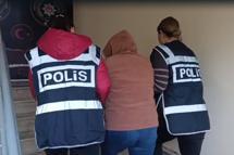 İzmir'de hırsızlıktan 28 yıl 5 ay 3 gün hapis cezasıyla aranan firari hükümlü yakalandı