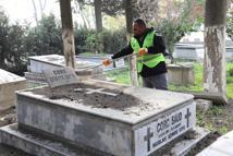 Hatay’da Noel Bayramı öncesinde Hristiyan vatandaşların mezarları temizlendi