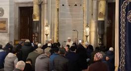 İstanbul - Sultanahmet Camii'nde Regaip Kandili dualarla idrak edildi