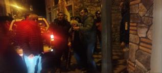 Mobilya mağazasındaki yangında bina sakinleri dumandan etkilendi