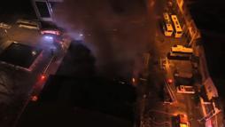 Oto yedek parça dükkanında çıkan yangın, bitişiğindeki iş yerine sıçradı