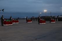 Libya askeri heyetinin cenazeleri, ülkelerine gönderildi