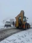 Gercüş’te kardan kapanan 5 köy yolu ulaşıma açıldı