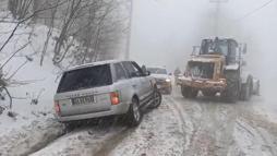 Kocaeli’de kentin yüksek kesimlerinde kar yağışı etkili oldu