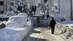 Karabük'te kar kalınlığı 75 santimetreye ulaştı