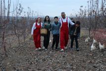 Şehir yaşamından sıkılan çift, 10 dönümlük çiftlik kurup doğal hayata döndü / Ek fotoğraflar