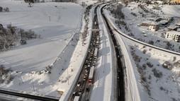 Bolu’da yoğun kar yağışı (5)