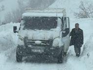 Şirvan’da öğrenci servisi minibüsü, tipi nedeniyle yolda kaldı