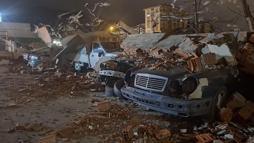 Bursa'da tam fırtına hayatı olumsuz etkiledi (3)