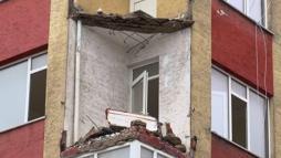 İstanbul - Bahçelievler'de çöken balkona ilişkin konuşan görgü tanığı: Balyozla balkonun demirini kırdılar