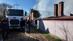 Aydın’da çıkan yangında bir ev zarar gördü