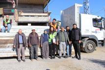 Büyükşehir Belediyesi'nden hortumdan zarar gören üreticiye destek