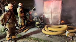 İstanbul - Avcılar'da konteynerde çıkan yangın söndürüldü