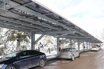 Kampüste otoparkların üstü panelle kapatıldı; üniversitenin enerji tüketiminin yüzde 20’si GES’ten karşılandı