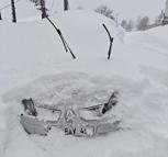 Çambaşı Yaylası’nda kar kalınlığı 2 metreye ulaştı, araçlar kar altında kaldı