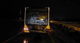 İstanbul - Arnavutköy'de İETT otobüsünün karıştığı kazada 2 kişi yaralandı