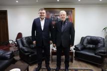 'Esnaf ve sanatkarlarımız, üretimi, ticareti ve hizmeti ayakta tutan en güçlü toplumsal yapılardır'