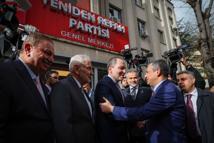 Özgür Özel’den Fatih Erbakan'a ziyaret