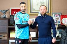 Kaleci Gökhan Akkan Sivasspor'da