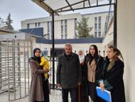 Aracına bomba koyan oğlunun tahliyesini istedi